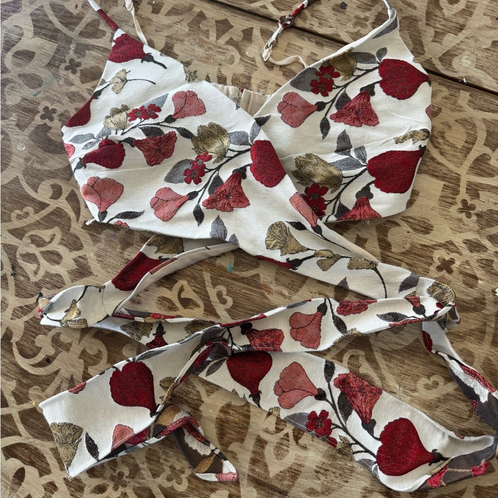 KEEPSAKE the Label Floral Wrap Top - Red and White